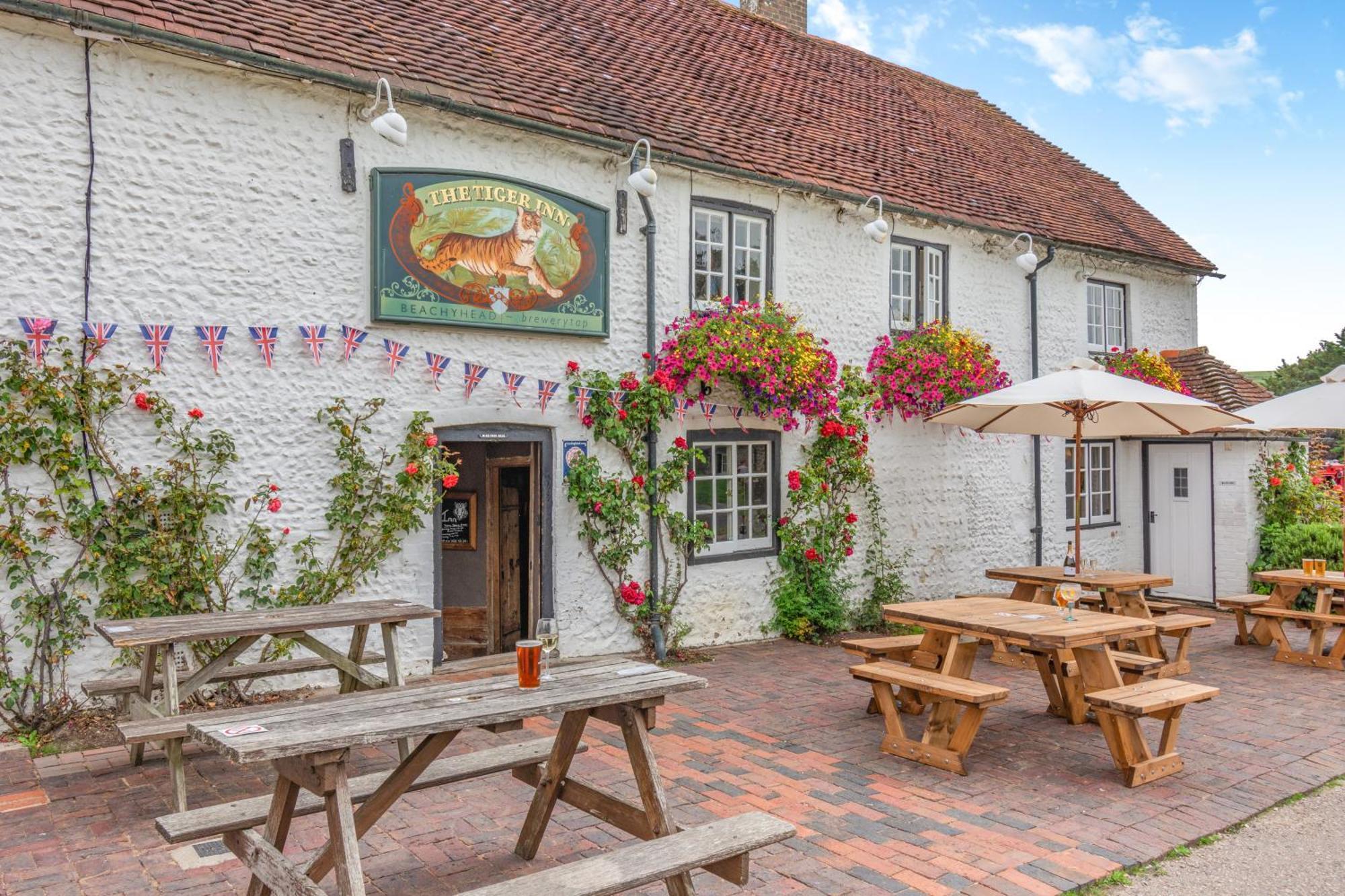 Tiger Inn - Catherine Eastdean Exteriér fotografie